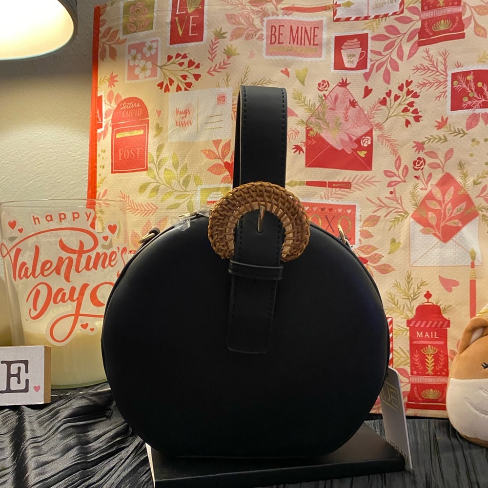 Urban Expressions Clutch/Crossbody Purse